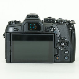 OLYMPUS OM-D E-M1 Mark II