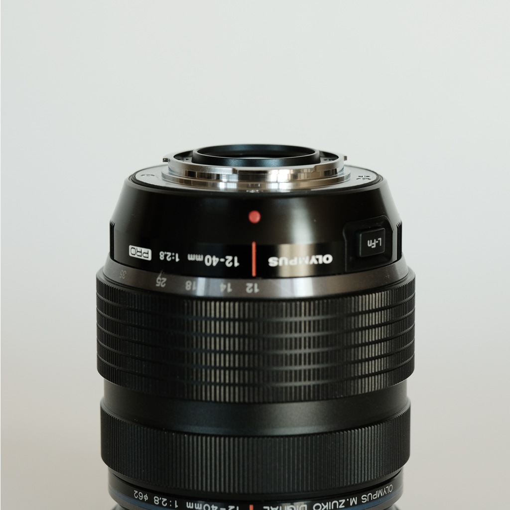 OLYMPUS M.ZUIKO DIGITAL ED 12-40mm F2.8 PRO