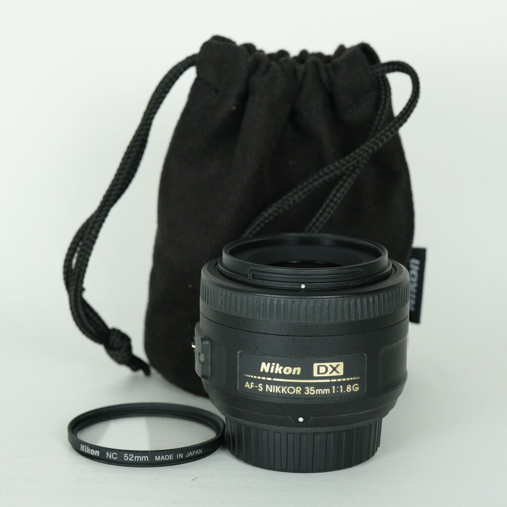 Nikon AF-S DX NIKKOR 35mm f/1.8Gの出品 | ONE SCENE（ワンシーン）