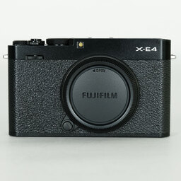 FUJIFILM X-E4