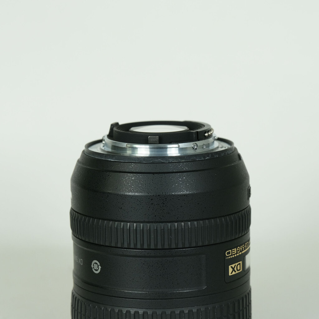 Nikon AF-S DX NIKKOR 16-85mm F3.5-5.6G ED VR Nikon AF-S DX NIKKOR 16-85mm F3.5-5.6G ED VR