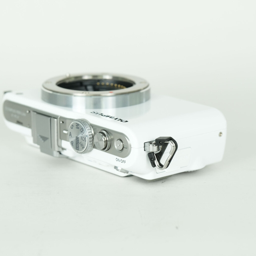 OLYMPUS PEN Lite E-PL3 ボディ ホワイトの出品 | ONE SCENE（ワンシーン）