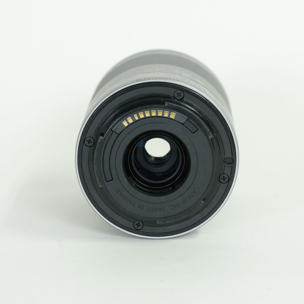 Canon EF-M55-200mm F4.5-6.3 IS STM シルバー Canon EF-M55-200mm F4.5-6.3 IS STM シルバー