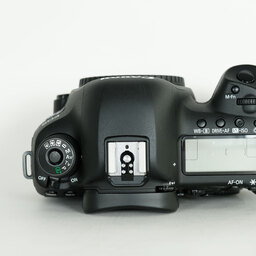 Canon EOS 5D Mark IV