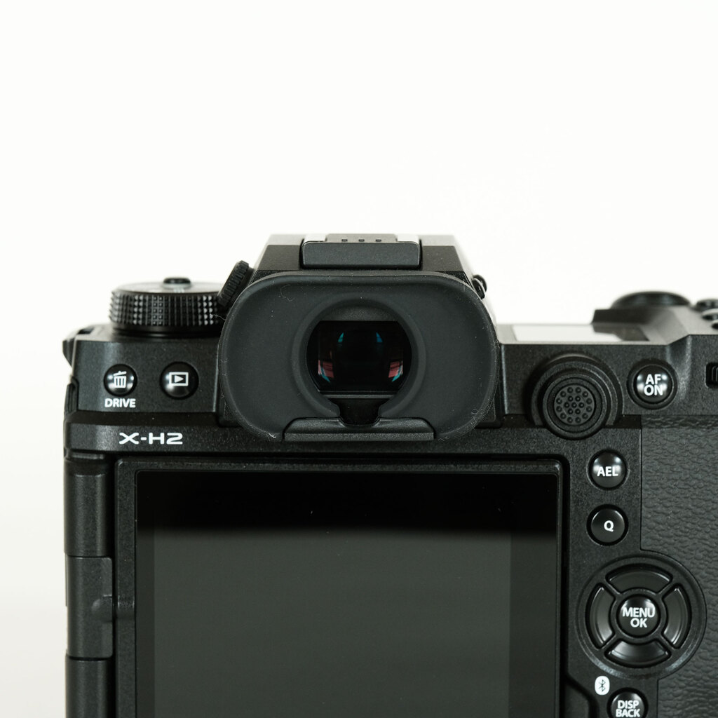 FUJIFILM X-H2 FUJIFILM X-H2