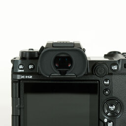 FUJIFILM X-H2 FUJIFILM X-H2