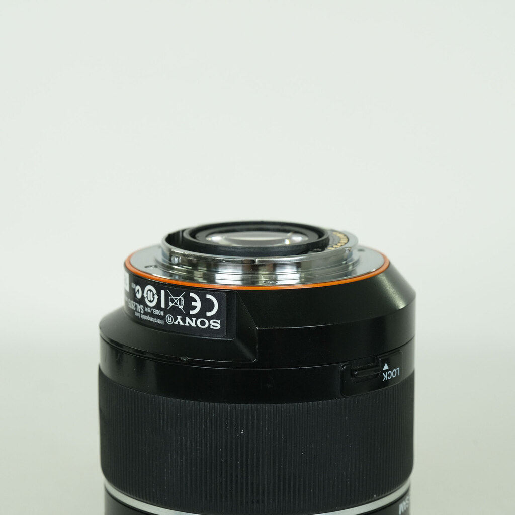 SONY 28-75mm F2.8 SAM SAL2875