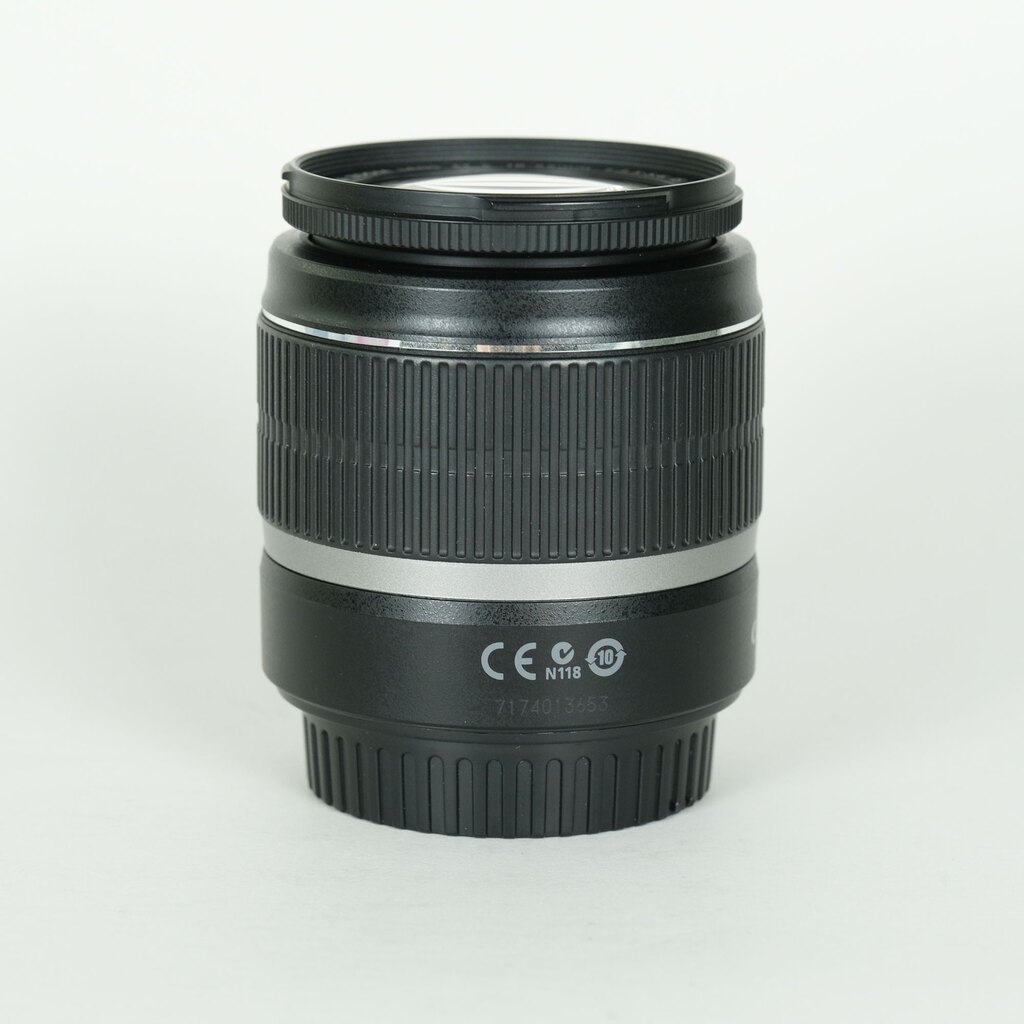 Canon EF-S18-55mm F3.5-5.6 IS