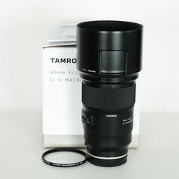 TAMRON 90mm F/2.8 Di III MACRO VXD [ソニーE用]
