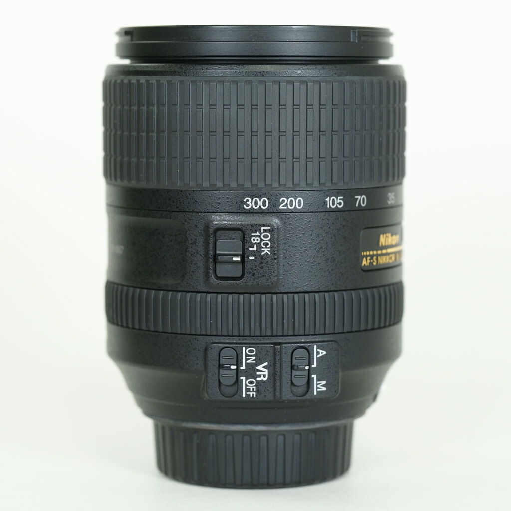 Nikon AF-S DX NIKKOR 18-300mm f/3.5-6.3G ED VR