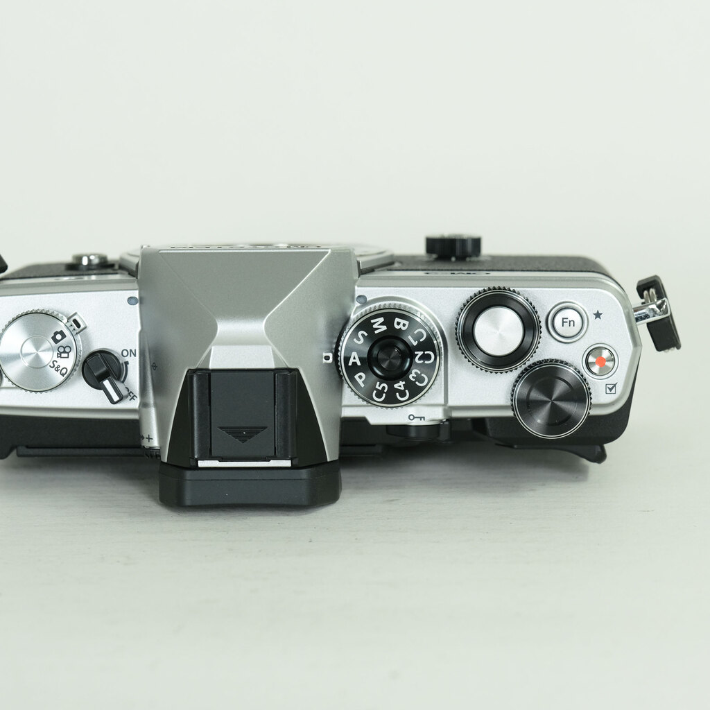 OM SYSTEM OM-3
