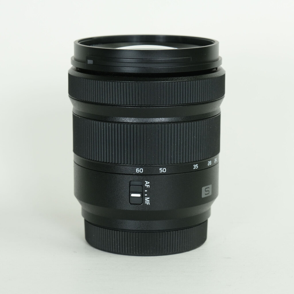 Panasonic LUMIX S 20-60mm F3.5-5.6 Panasonic LUMIX S 20-60mm F3.5-5.6