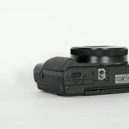 SONY Cyber-shot DSC-RX100M6