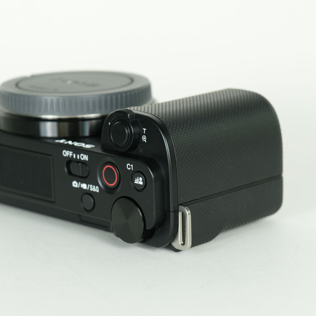 SONY VLOGCAM ZV-E10