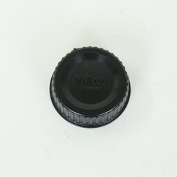 Nikon AF-S DX NIKKOR 18-140mm F3.5-5.6G ED VR Nikon AF-S DX NIKKOR 18-140mm F3.5-5.6G ED VR