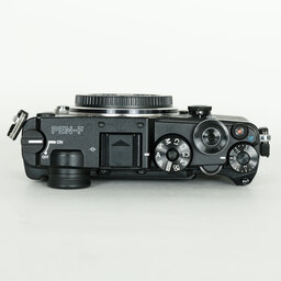 OLYMPUS PEN-F OLYMPUS PEN-F