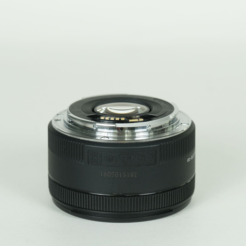 Canon EF50mm F1.8 STM Canon EF50mm F1.8 STM