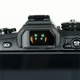 OLYMPUS OM-D E-M1 Mark II