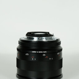 Carl Zeiss Makro Planar T* 2/50 ZF.2 [ニコンF用]