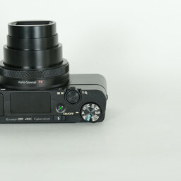 SONY Cyber-shot DSC-RX100M7