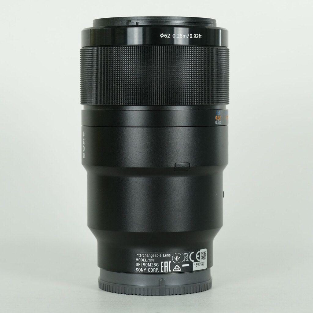 SONY FE 90mm F2.8 Macro G OSS SEL90M28G