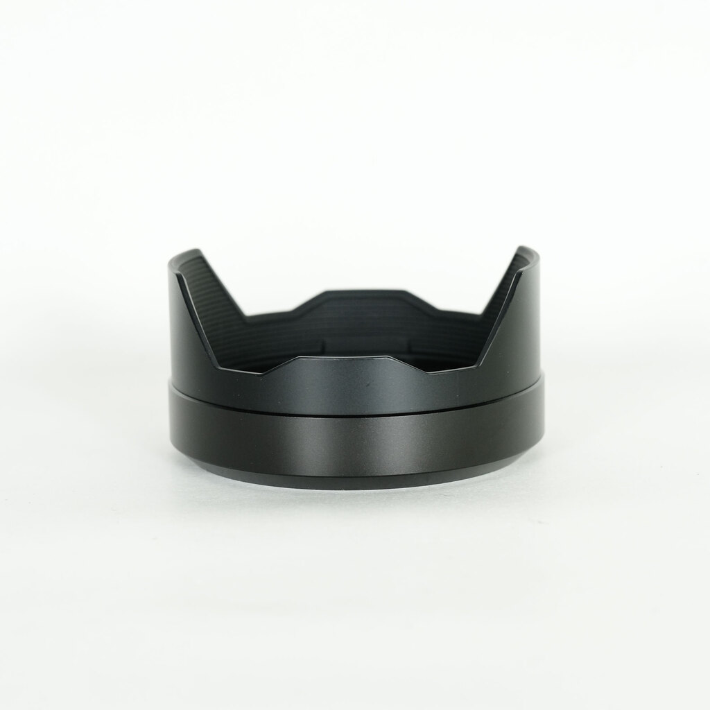 Panasonic LEICA DG VARIO-ELMARIT 12-60mm / F2.8-4.0 ASPH. / POWER O.I.S.