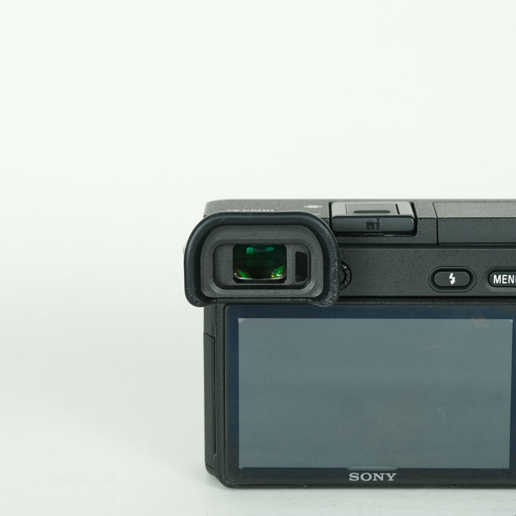 SONY α6500（ILCE-6500）の出品 | ONE SCENE（ワンシーン）