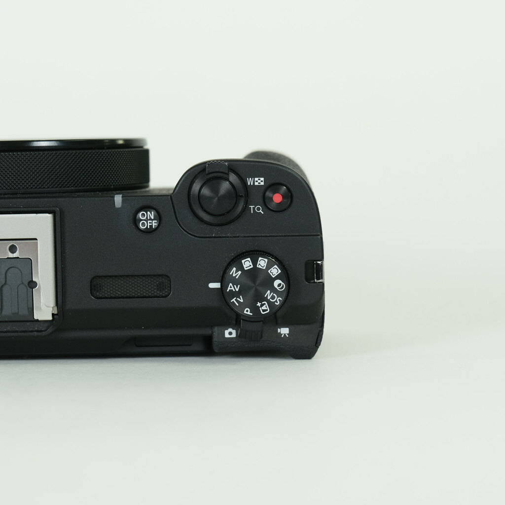 Canon PowerShot V1 Canon PowerShot V1