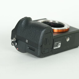 SONY α7 II（ILCE-7M2）