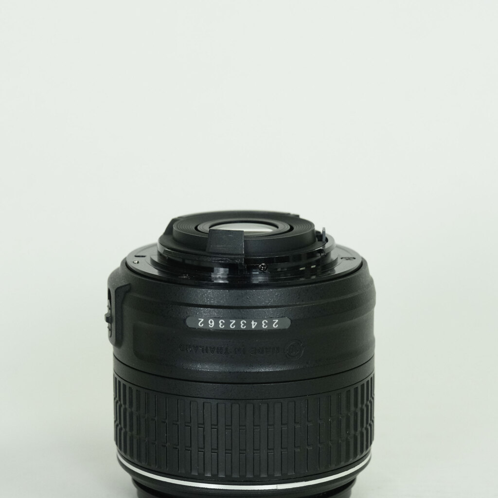 Nikon AF-S DX NIKKOR 18-55mm f3.5-5.6G VR II
