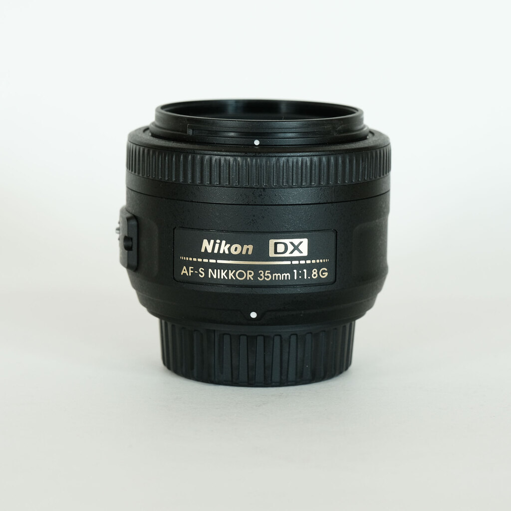 Nikon AF-S DX NIKKOR 35mm f/1.8G