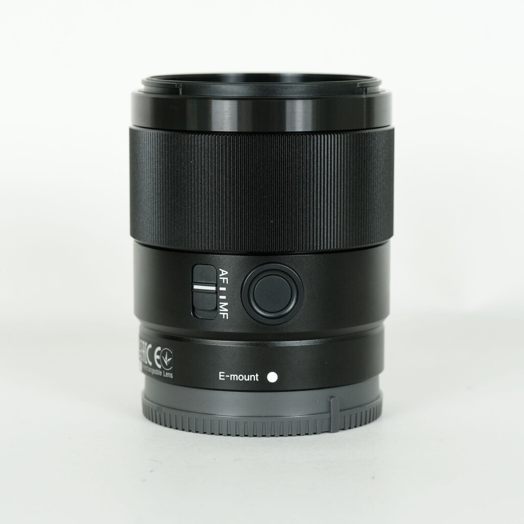 SONY FE 35mm F1.8 SEL35F18F