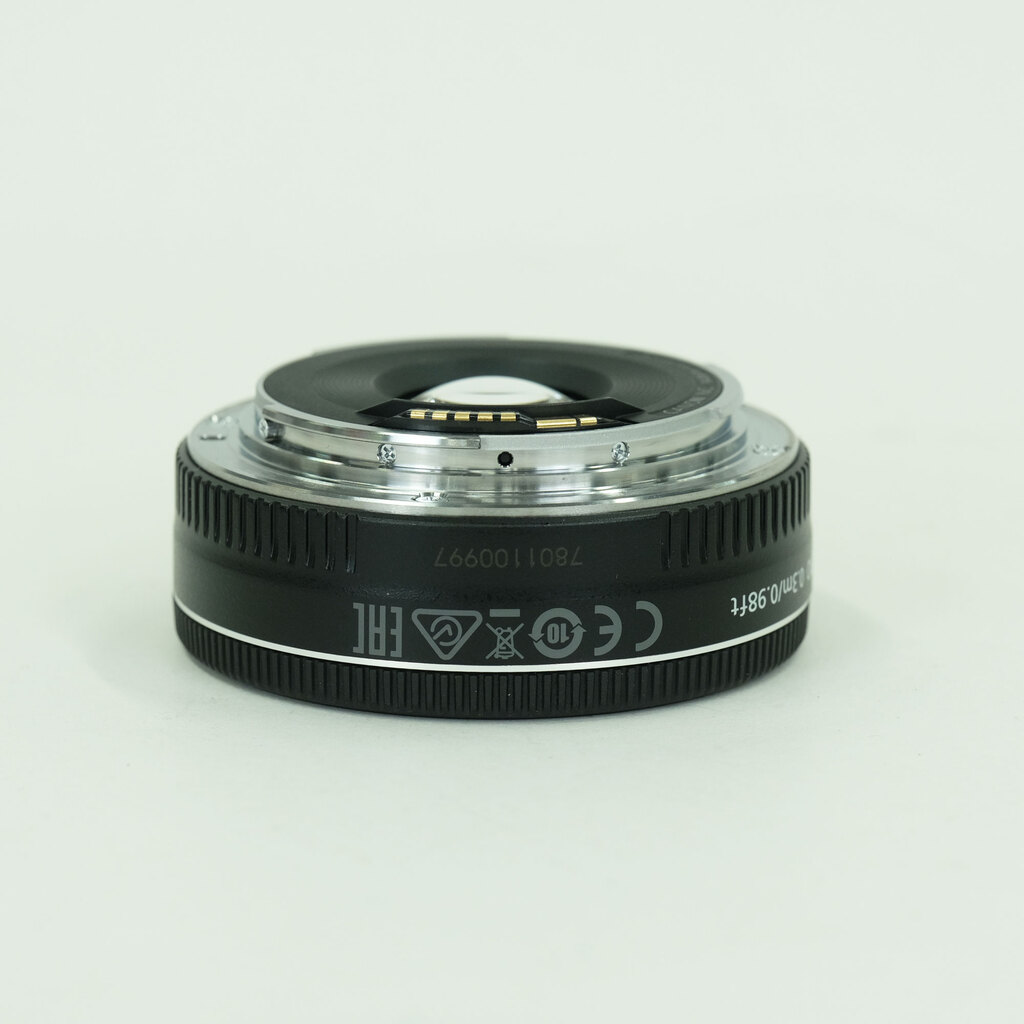 Canon EF40mm F2.8 STM Canon EF40mm F2.8 STM