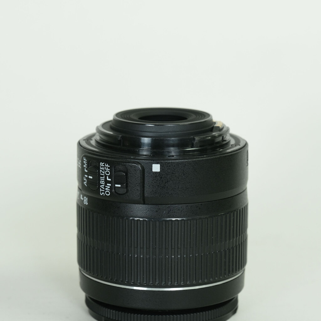 Canon EF-S18-55mm F4-5.6 IS STM