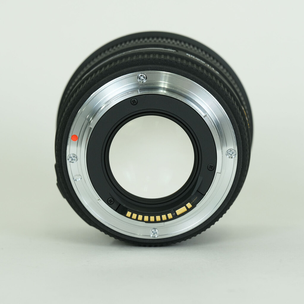 SIGMA 50mm F1.4 EX DG HSM (キヤノンEF用) SIGMA 50mm F1.4 EX DG HSM (キヤノンEF用)