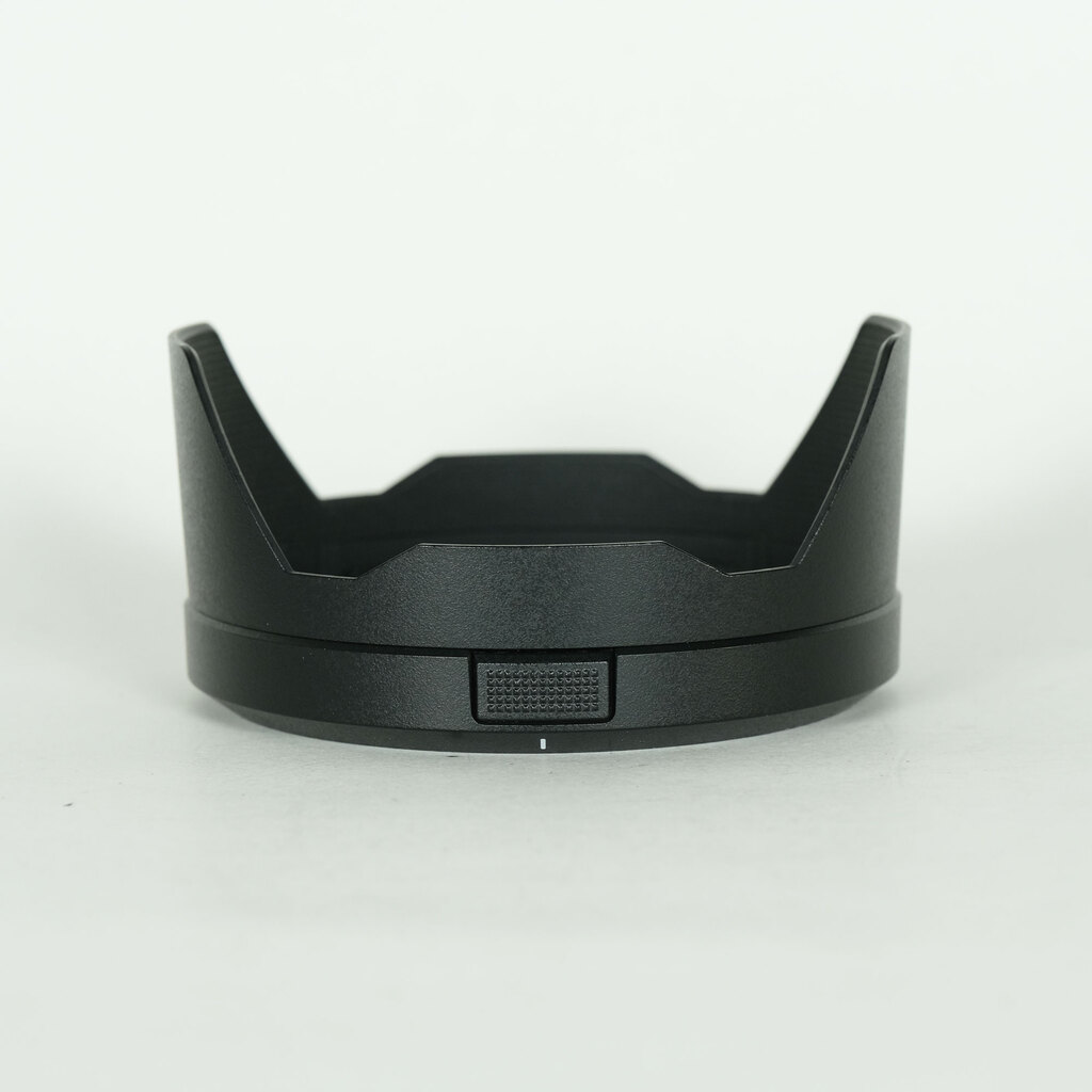 Panasonic LUMIX S 24-105mm F4 MACRO O.I.S.