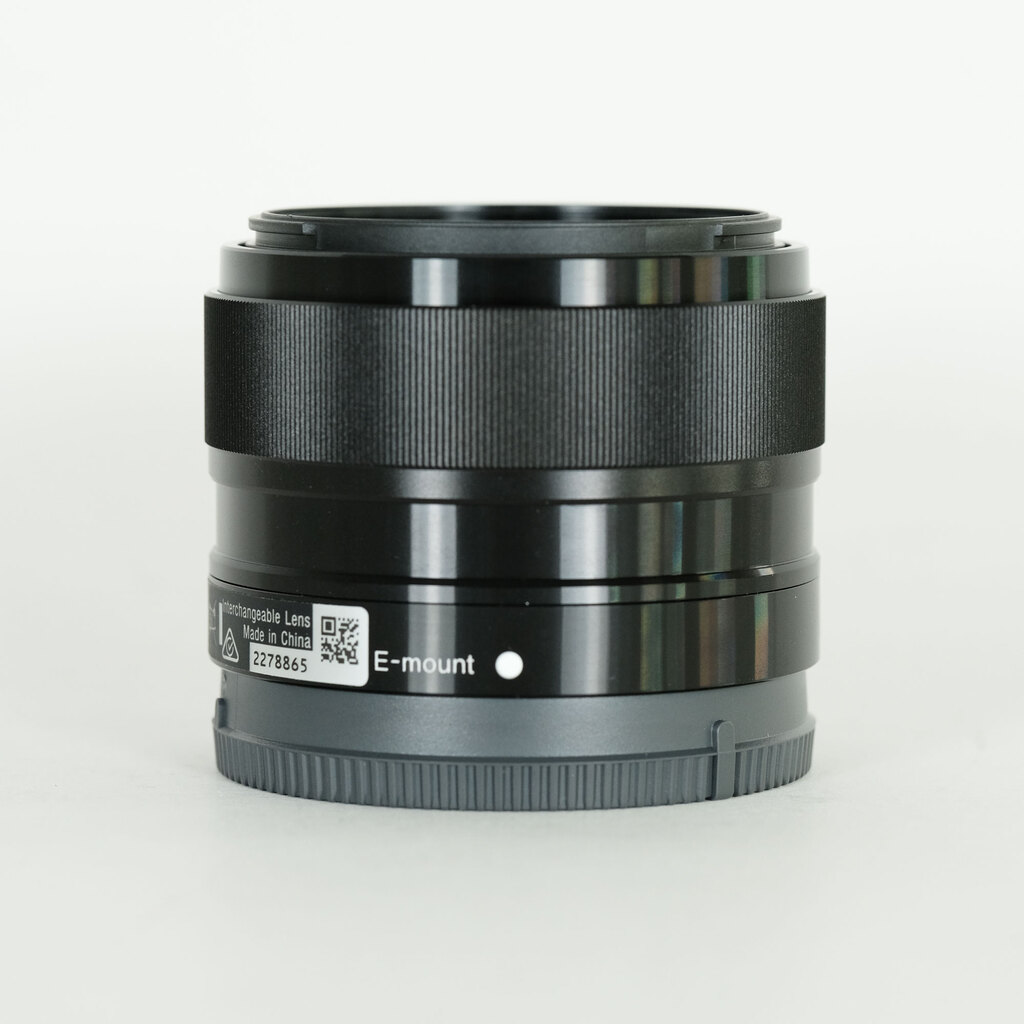 SONY E 35mm F1.8 OSS SEL35F18