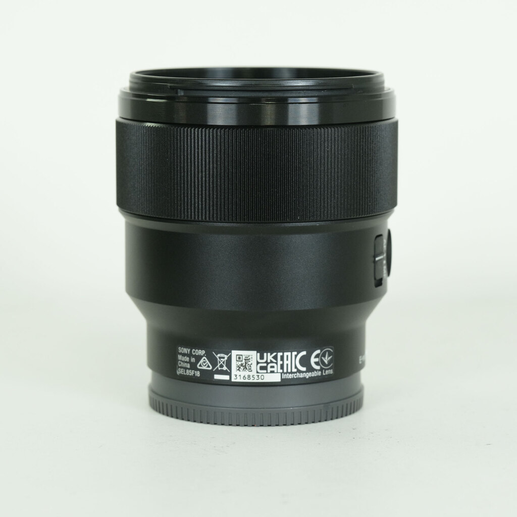SONY FE 85mm F1.8 SEL85F18 SONY FE 85mm F1.8 SEL85F18