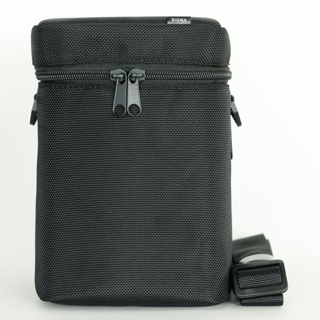 SIGMA Art 135mm F1.8 DG HSM (ソニーE用) SIGMA Art 135mm F1.8 DG HSM (ソニーE用)