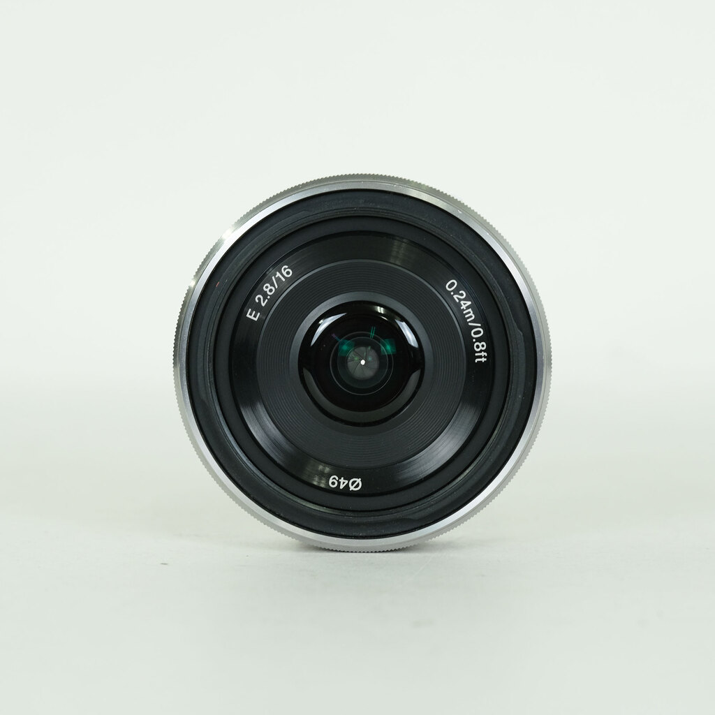 SONY E 16mm F2.8 SEL16F28