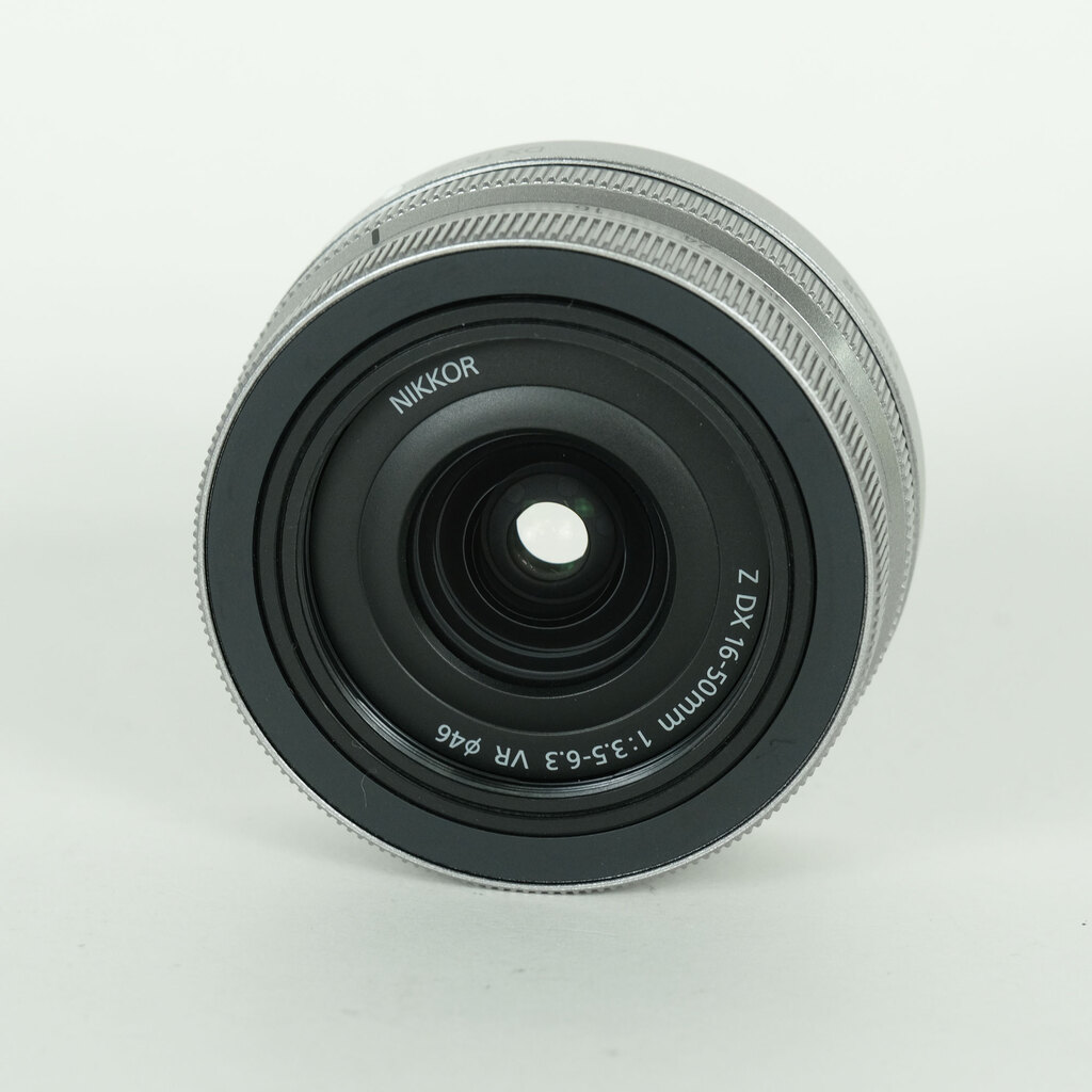 Nikon NIKKOR Z DX 16-50mm f/3.5-6.3 VR Nikon NIKKOR Z DX 16-50mm f/3.5-6.3 VR