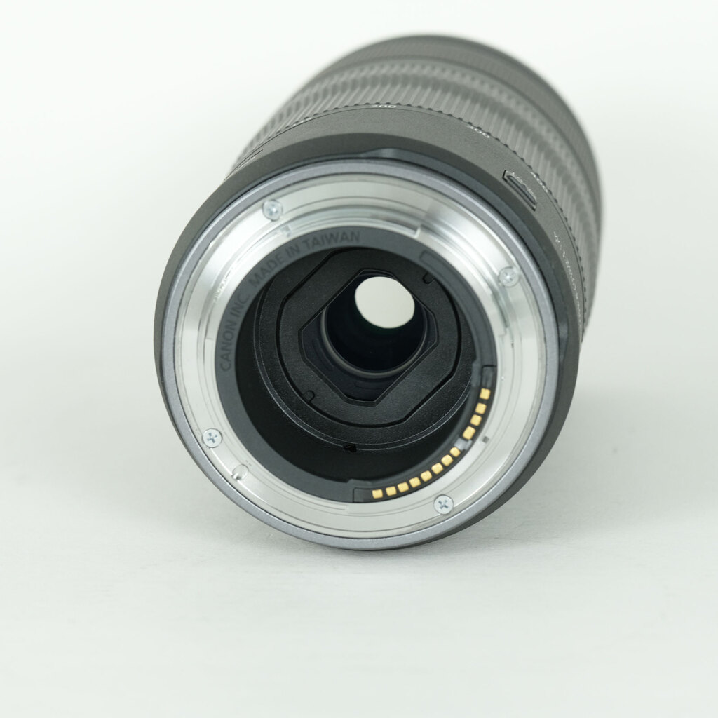 Canon RF100-400mm F5.6-8 IS USM Canon RF100-400mm F5.6-8 IS USM