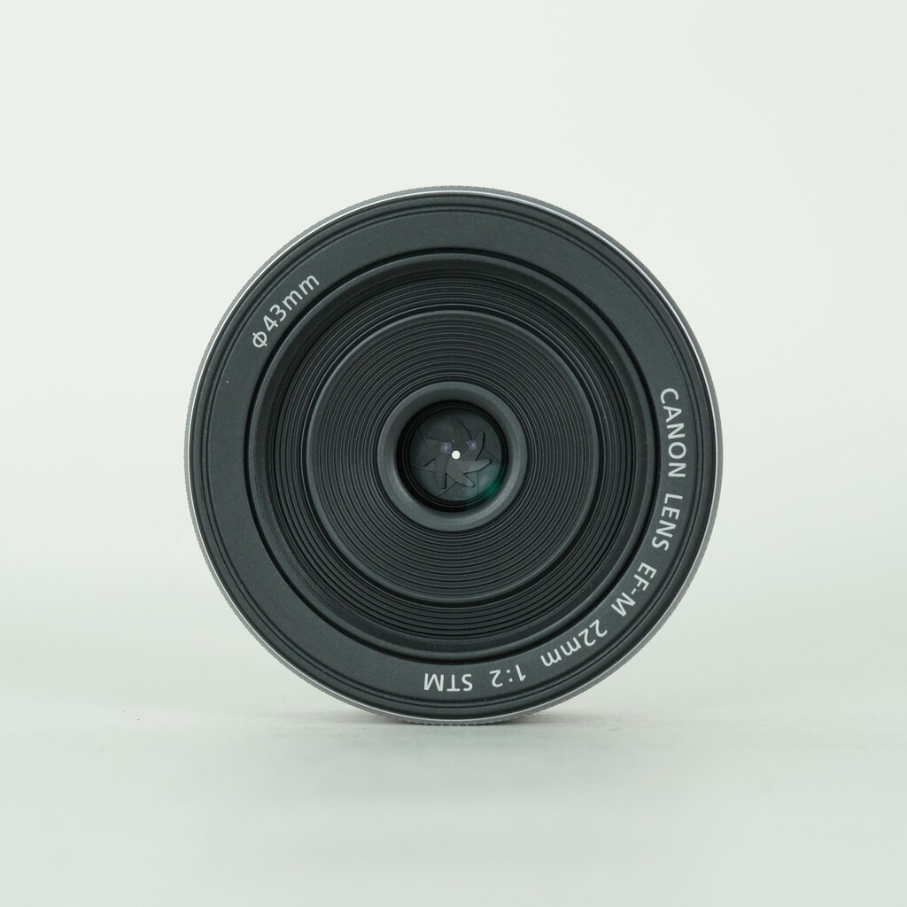 Canon EF-M22mm F2 STM