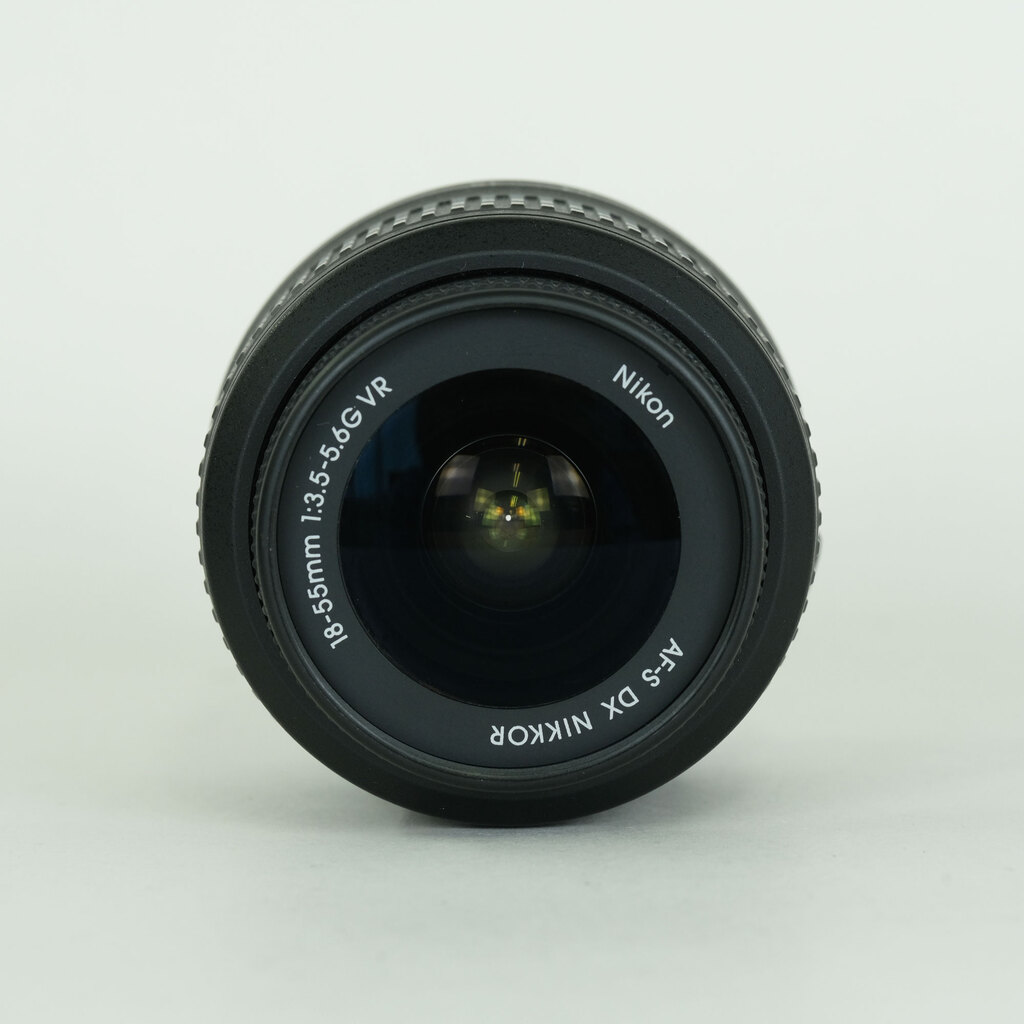 Nikon AF-S DX NIKKOR 18-55mm F3.5-5.6 G VR