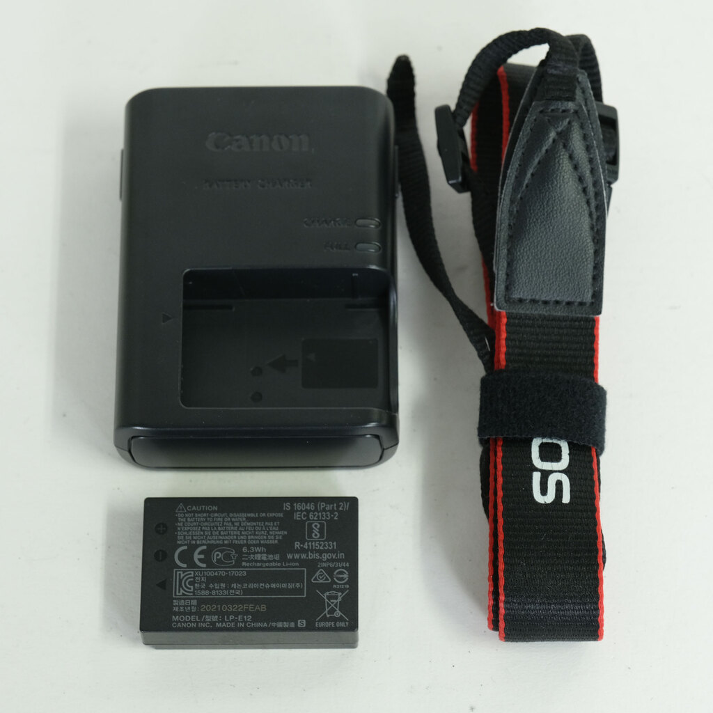 Canon EOS Kiss M