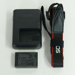 Canon EOS Kiss M
