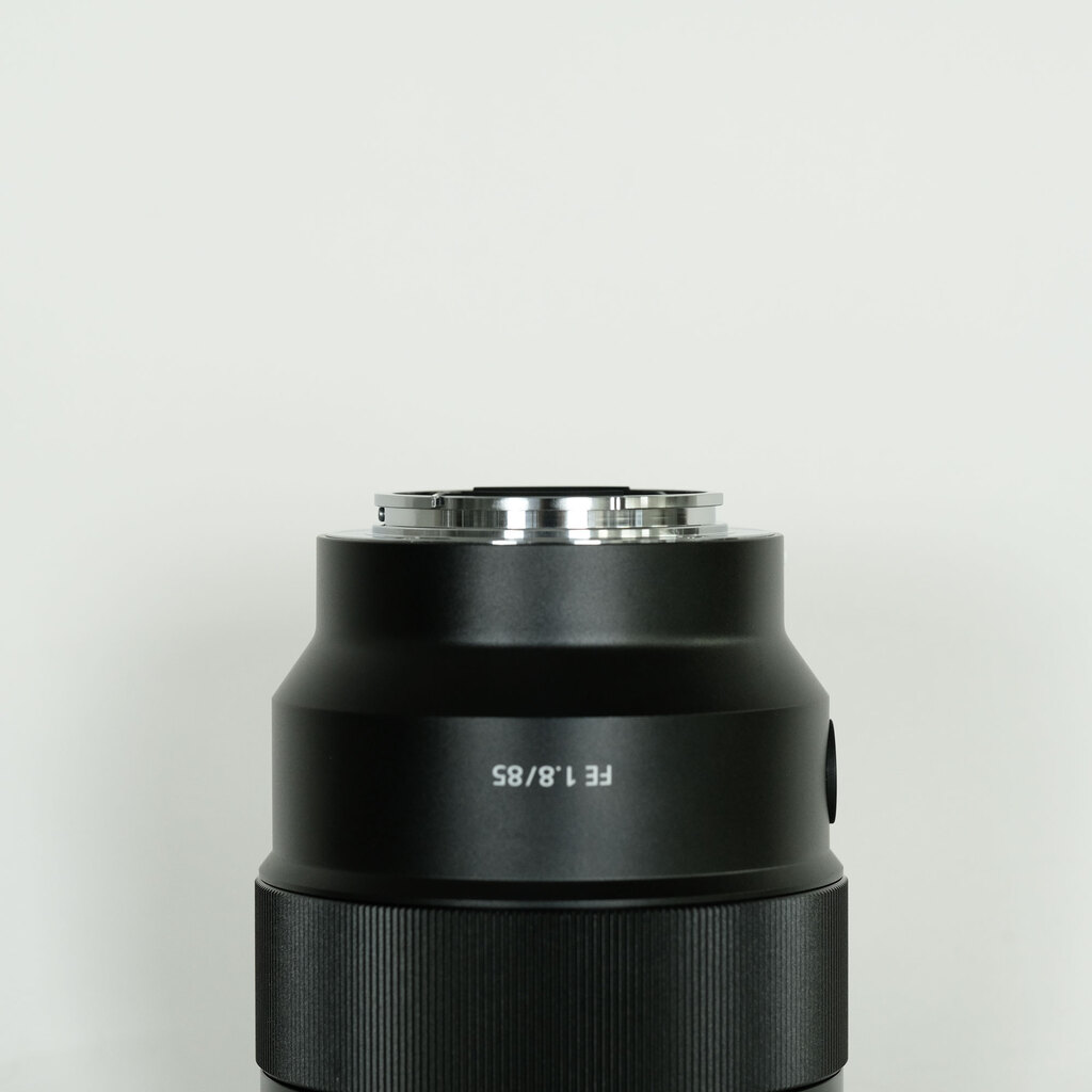 SONY FE 85mm F1.8 SEL85F18