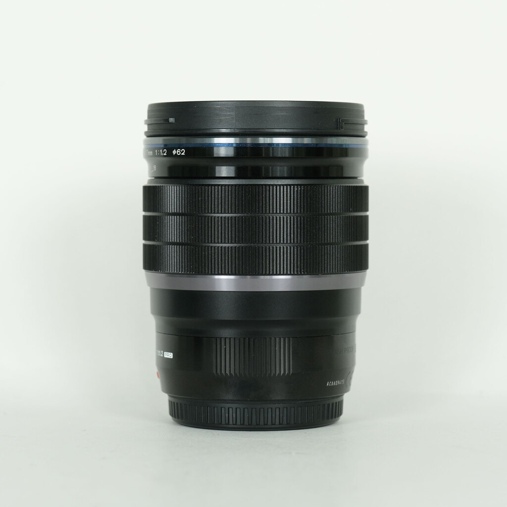 OLYMPUS M.ZUIKO DIGITAL ED 17mm F1.2 PRO OLYMPUS M.ZUIKO DIGITAL ED 17mm F1.2 PRO