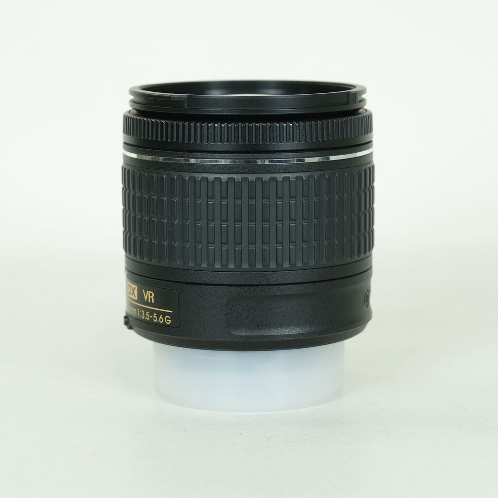 Nikon AF-P DX NIKKOR 18-55mm F3.5-5.6G VR Nikon AF-P DX NIKKOR 18-55mm F3.5-5.6G VR