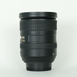 Nikon AF-S DX VR Zoom-Nikkor 18-200mm F3.5-5.6G IF-ED